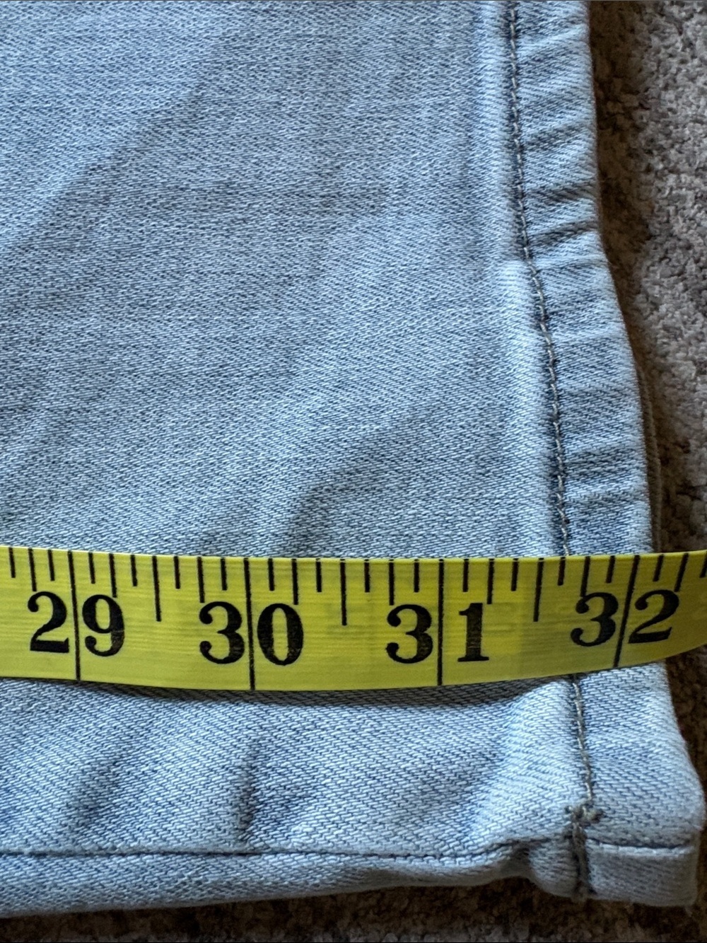 Judy Blue Light Wash straight Leg Jeans - size 3/26  - straight fit - Picture 5 of 7